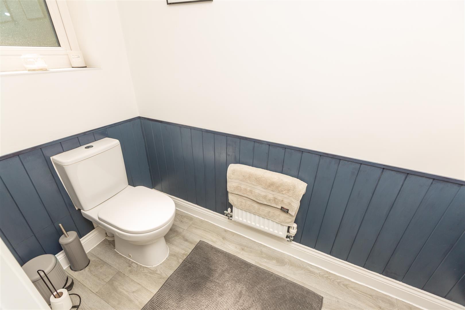 Clos Gelli Wen, Pontardawe, Swansea, SA8 3DF